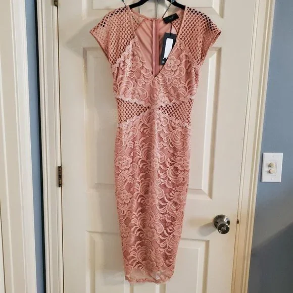 AX Paris Women’s blush v-neck mesh lace bodycon midi dress - Picture 9 of 9